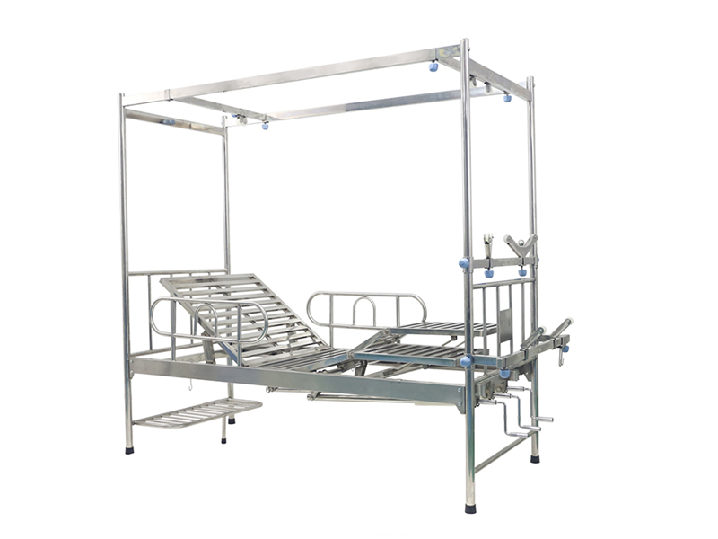 XF806 不锈钢手动三摇分腿骨科床